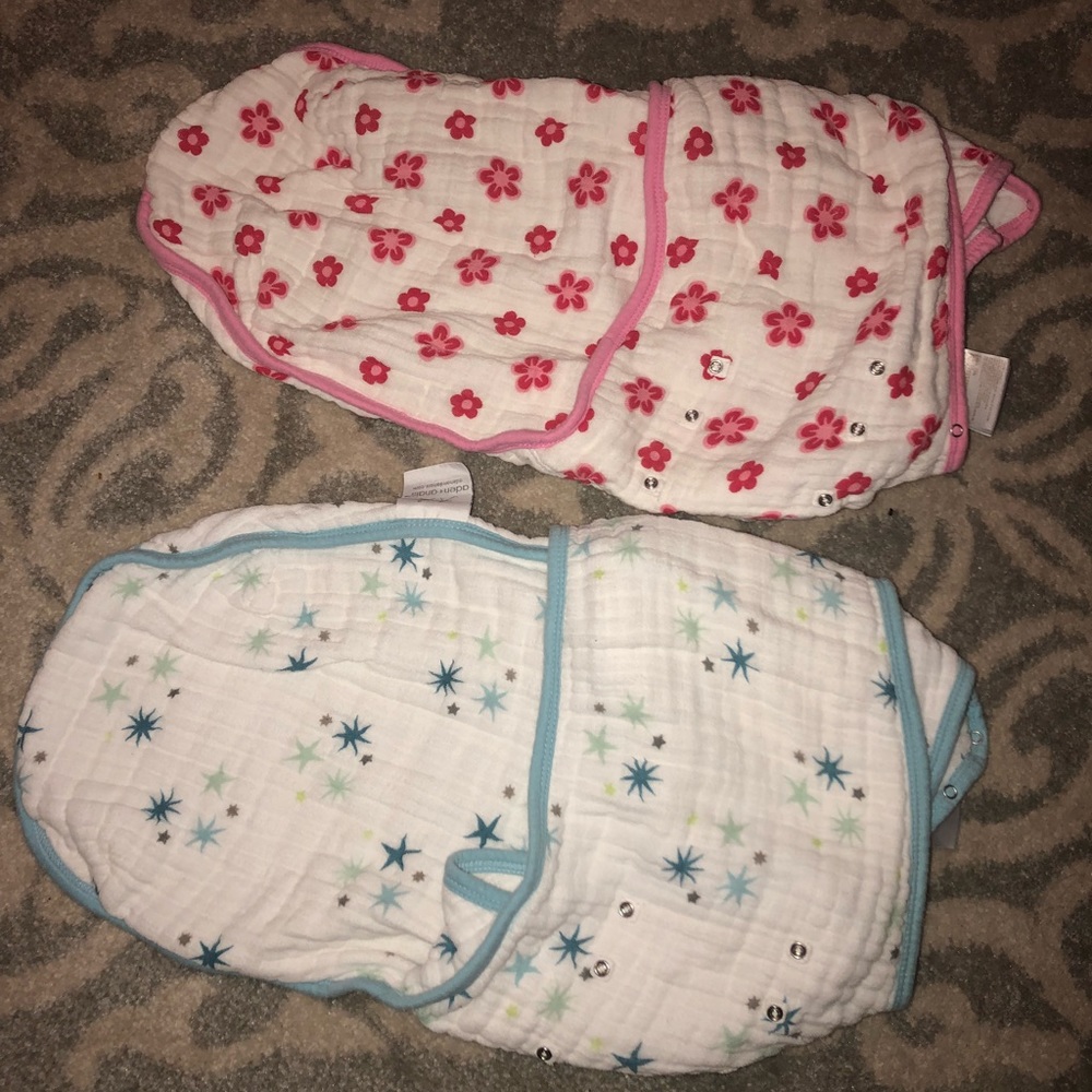 Aden + Anais swaddles